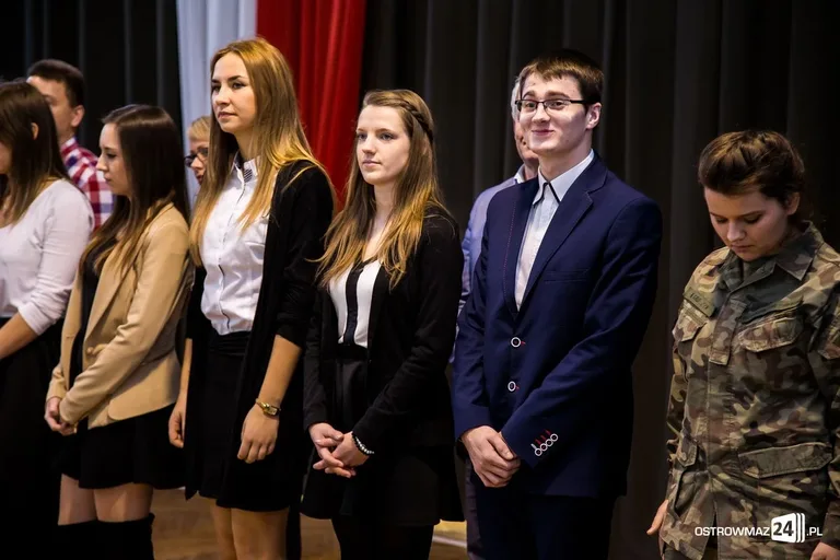 Stypendia Prezesa Rady Ministrów (zdjęcia, wideo)