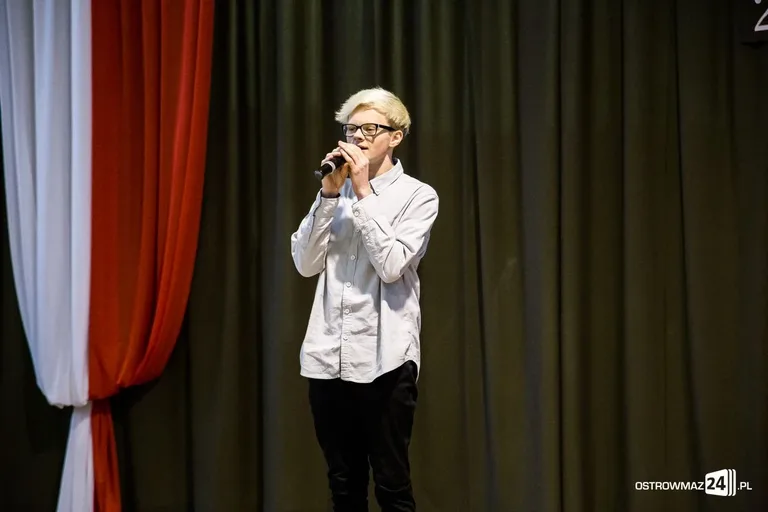 Stypendia Prezesa Rady Ministrów (zdjęcia, wideo)