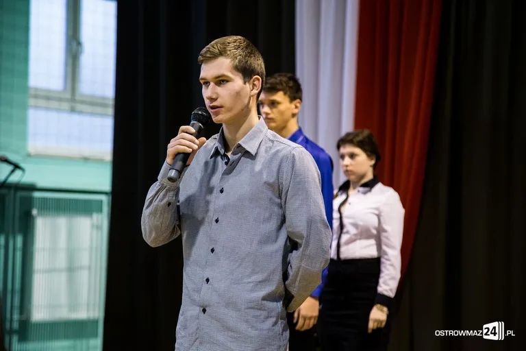 Stypendia Prezesa Rady Ministrów (zdjęcia, wideo)