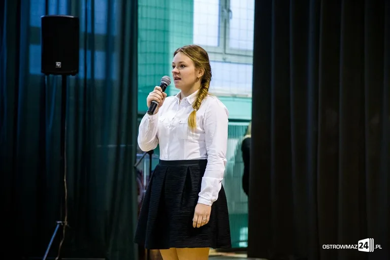 Stypendia Prezesa Rady Ministrów (zdjęcia, wideo)