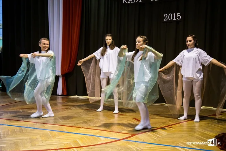 Stypendia Prezesa Rady Ministrów (zdjęcia, wideo)