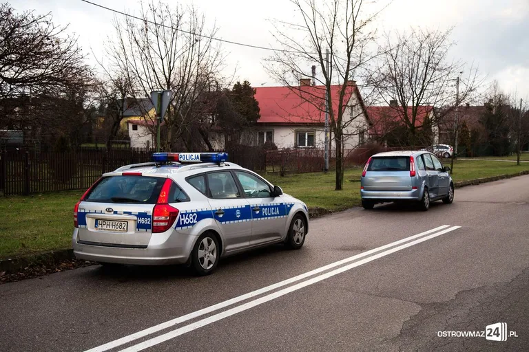 Kolizja na ostrowskim skrzyżowaniu (zdjęcia)