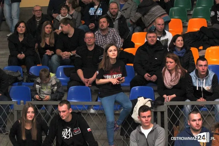 Wieczór pełen konfrontacji sztuk walki (zdjęcia, wideo)