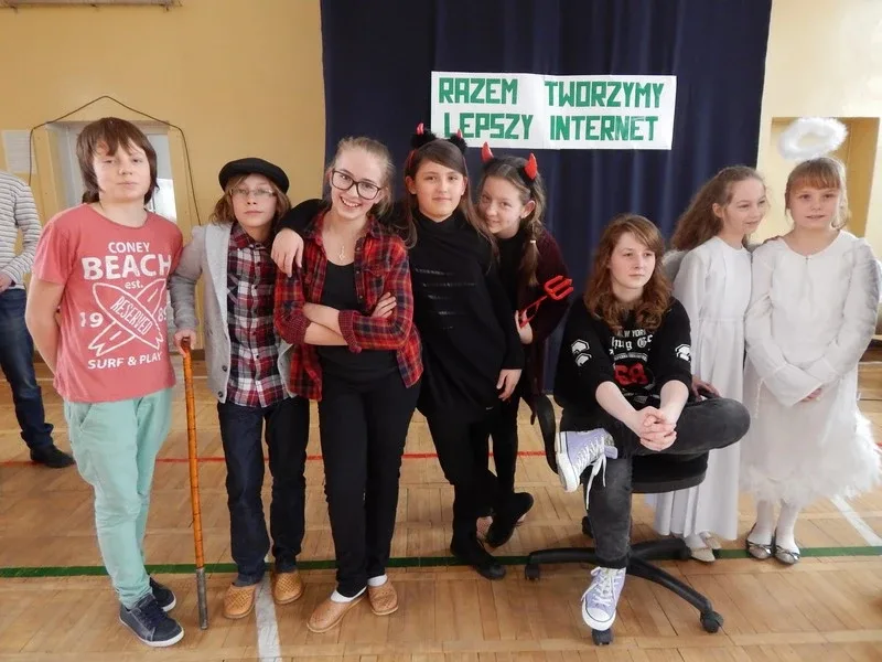 Bezpieczeństwo dzieci w internecie (zdjęcia)