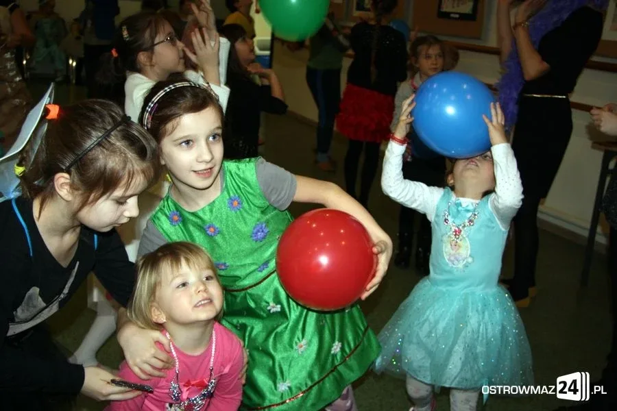 Bal na koniec ferii zimowych (zdjęcia)