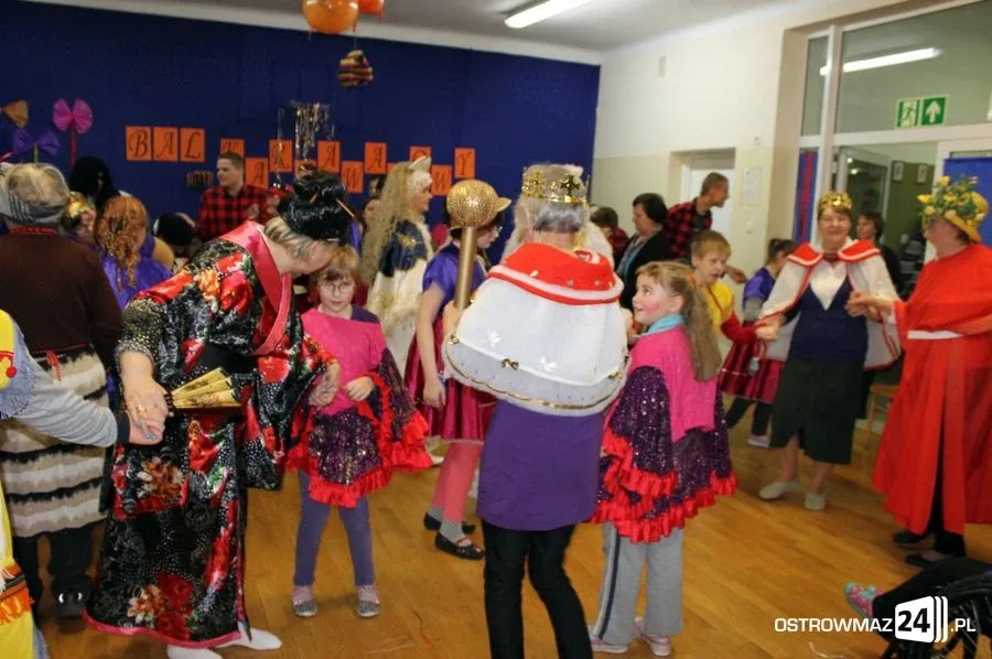 Studenci UTW w Zuzeli (zdjęcia)