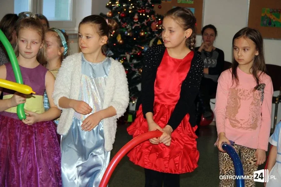 Bal na koniec ferii zimowych (zdjęcia)