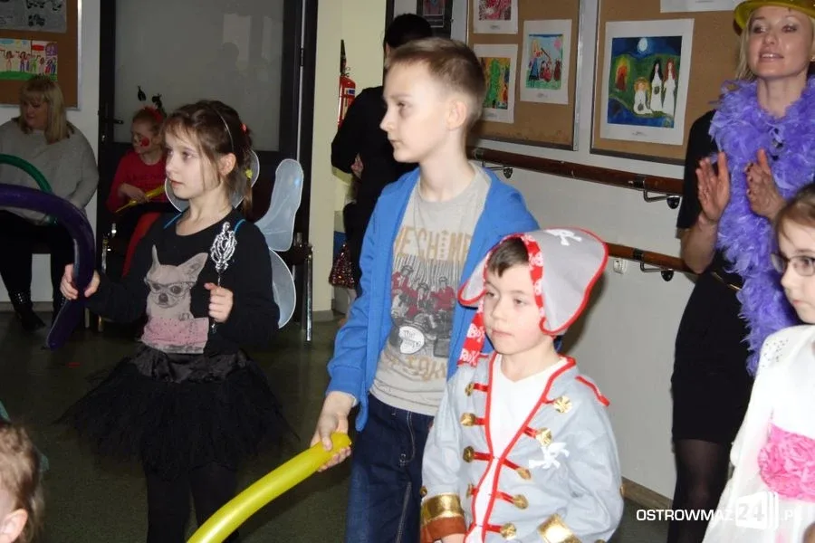 Bal na koniec ferii zimowych (zdjęcia)