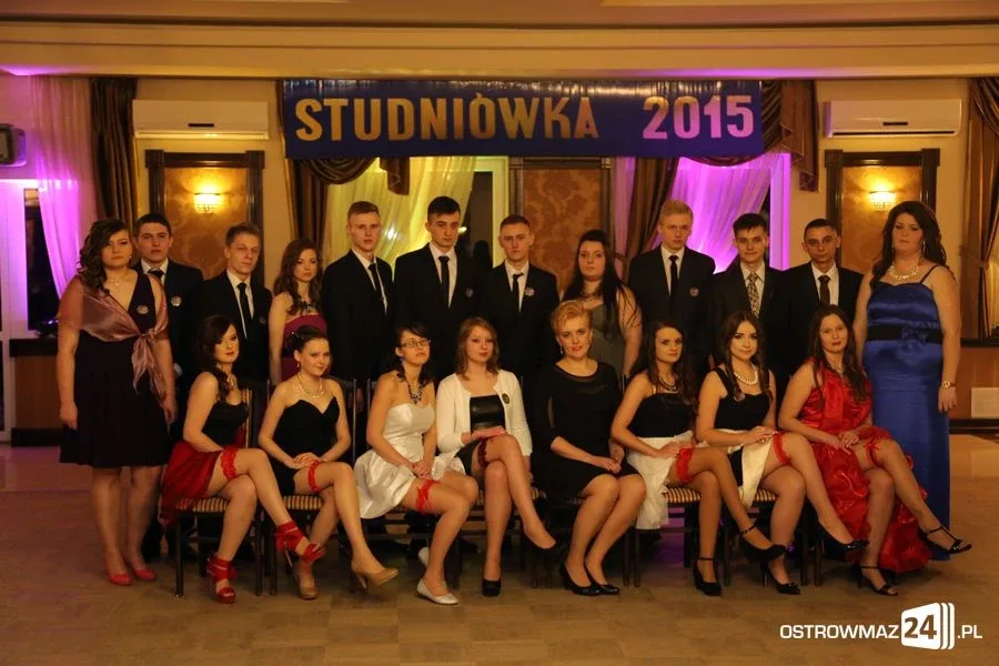 Studniówka Ekonomika (zdjęcia, wideo)