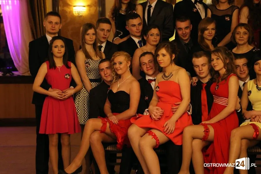 Studniówka Ekonomika (zdjęcia, wideo)