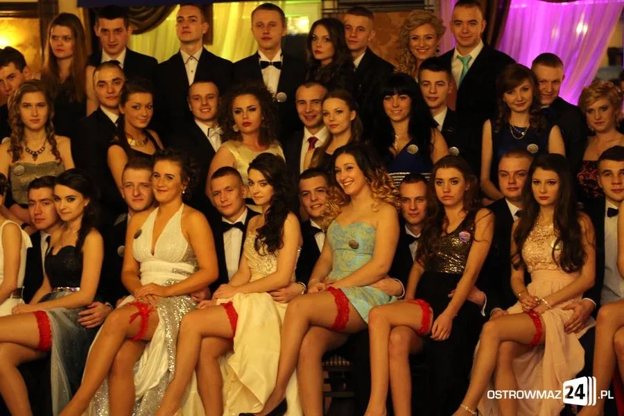 Studniówka Ekonomika (zdjęcia, wideo)