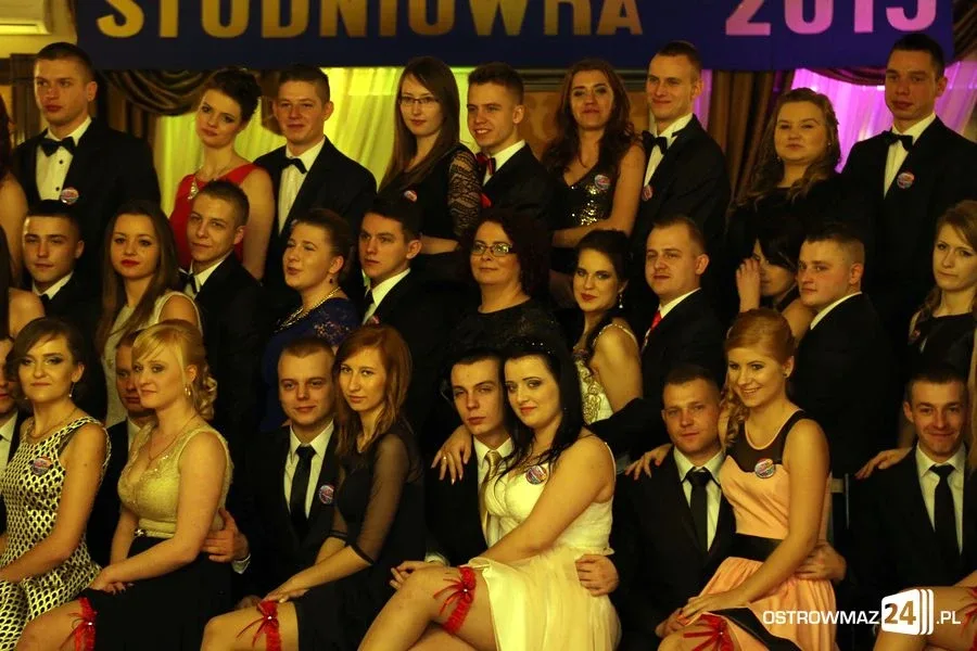 Studniówka Ekonomika (zdjęcia, wideo)