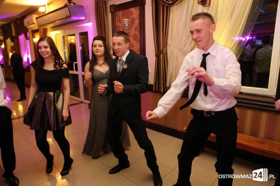 Studniówka Ekonomika (zdjęcia, wideo)