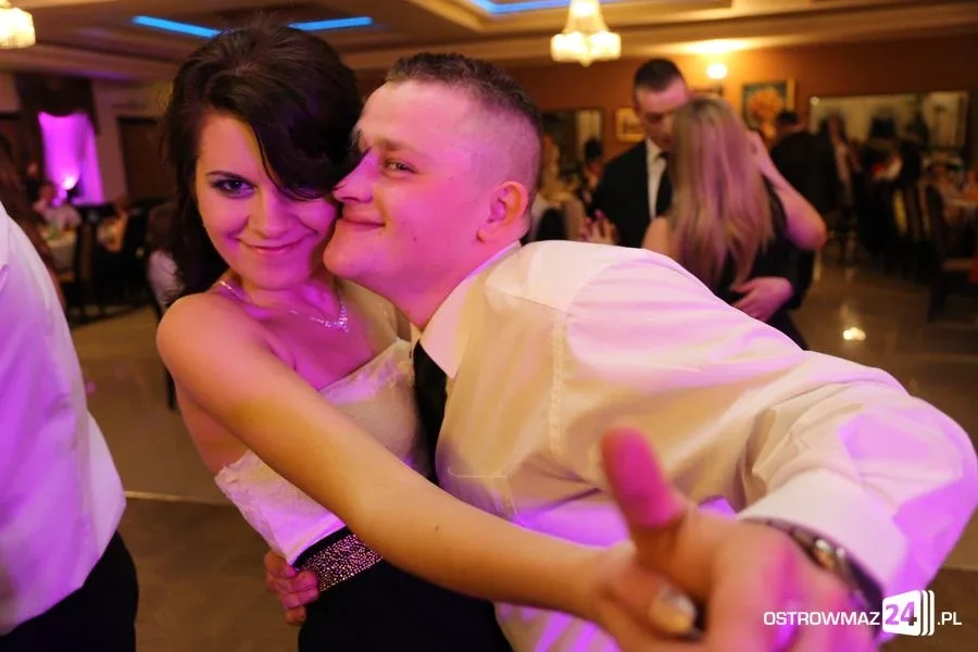 Studniówka Ekonomika (zdjęcia, wideo)