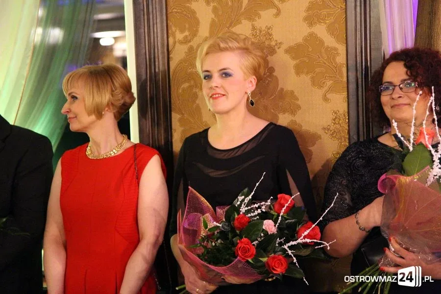 Studniówka Ekonomika (zdjęcia, wideo)