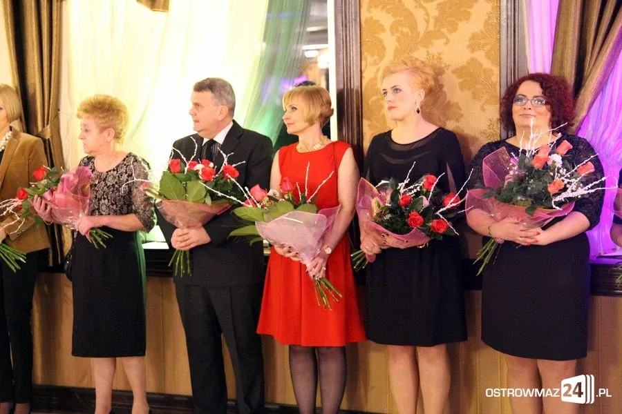 Studniówka Ekonomika (zdjęcia, wideo)