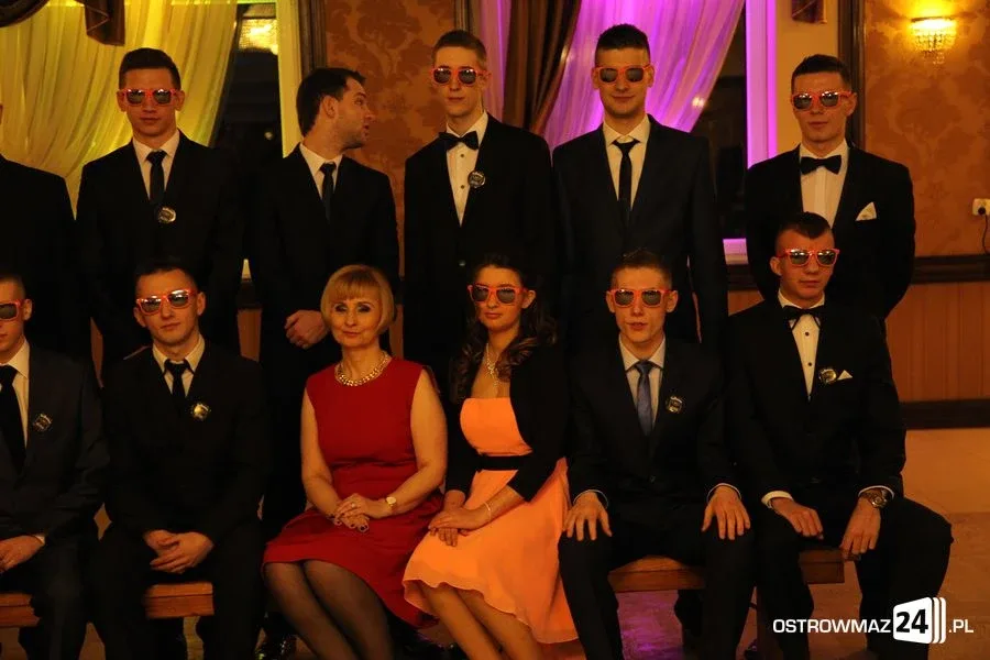 Studniówka Ekonomika (zdjęcia, wideo)