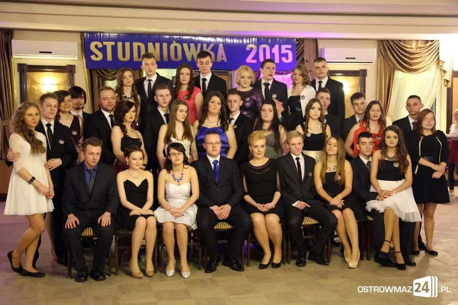 Studniówka Ekonomika (zdjęcia, wideo)