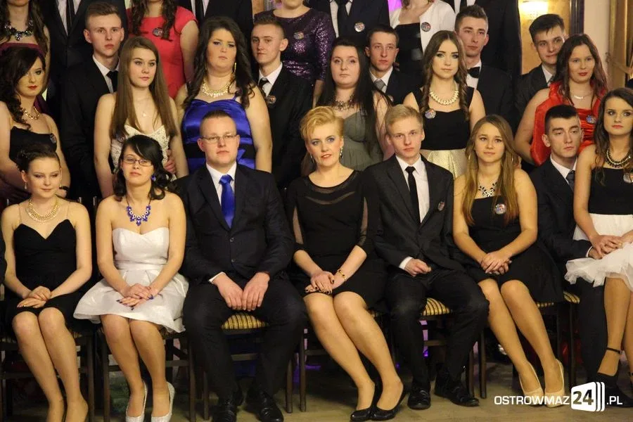 Studniówka Ekonomika (zdjęcia, wideo)
