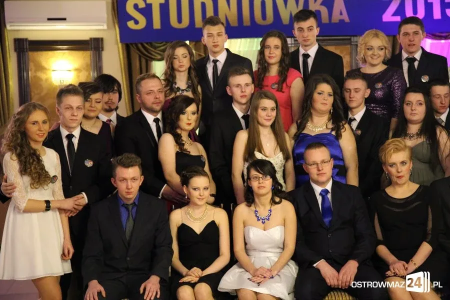 Studniówka Ekonomika (zdjęcia, wideo)