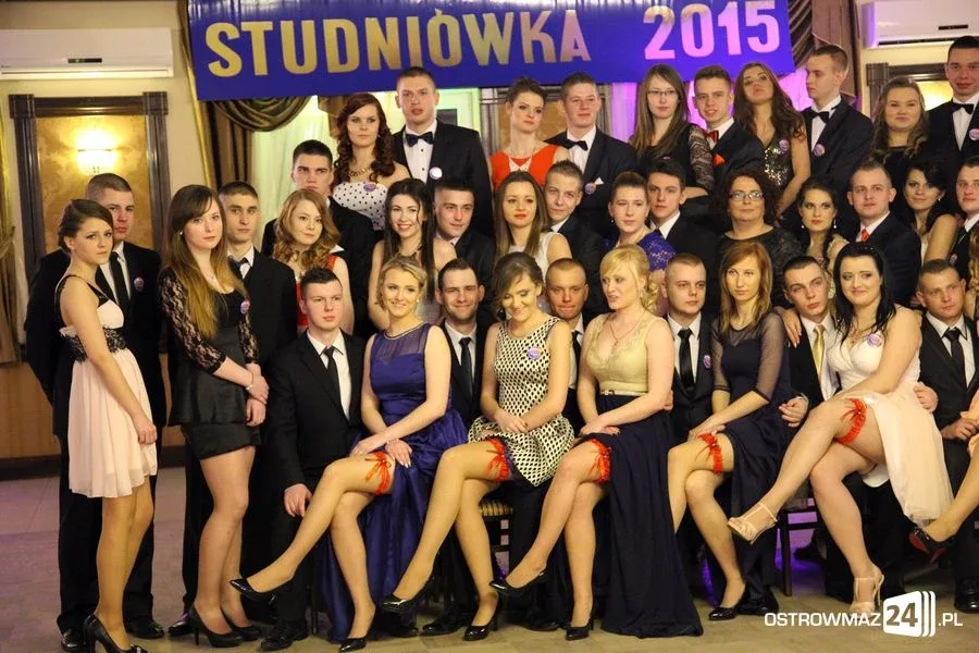 Studniówka Ekonomika (zdjęcia, wideo)