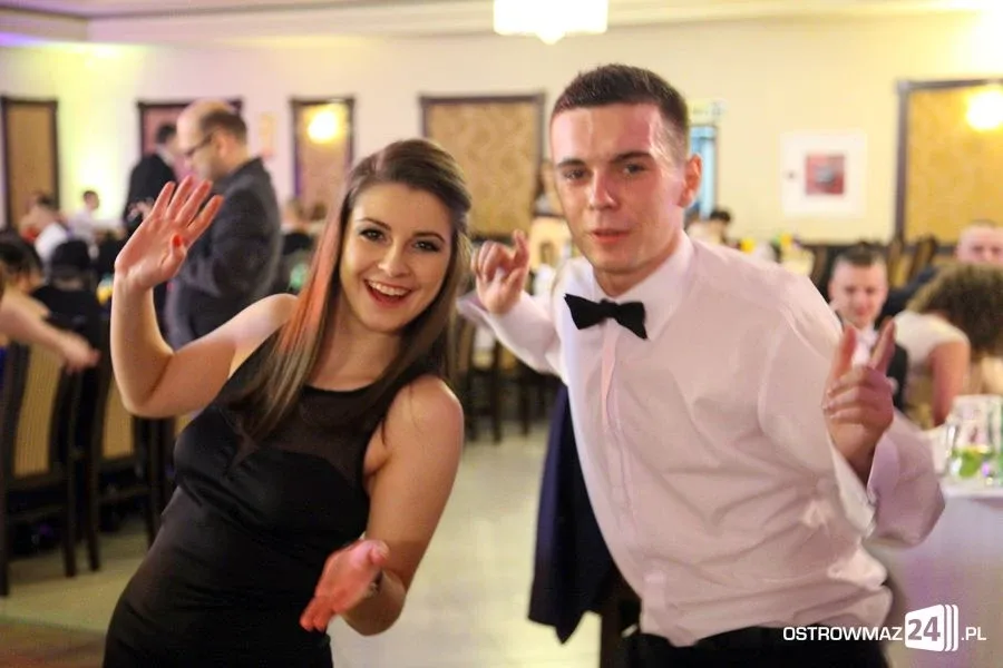 Studniówka Ekonomika (zdjęcia, wideo)