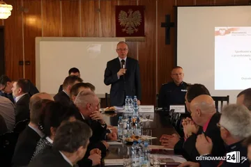 Wojewoda spotkał się z samorządowcami (zdjęcia)