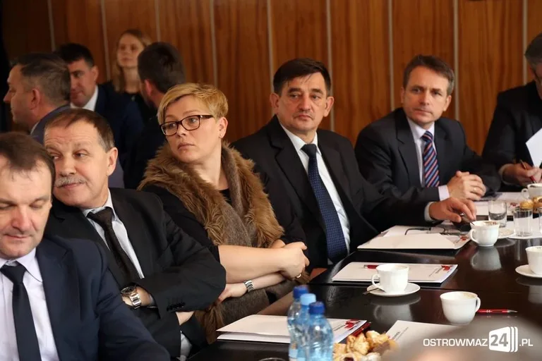 Wojewoda spotkał się z samorządowcami (zdjęcia)