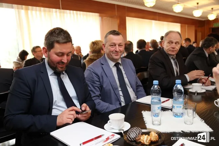 Wojewoda spotkał się z samorządowcami (zdjęcia)