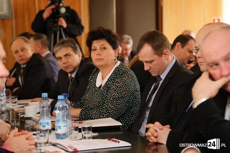 Wojewoda spotkał się z samorządowcami (zdjęcia)