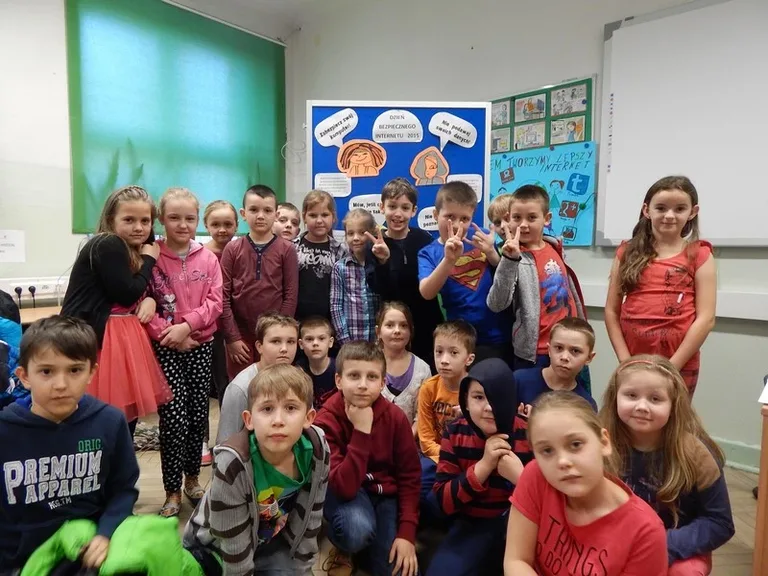 Bezpieczeństwo dzieci w internecie (zdjęcia)