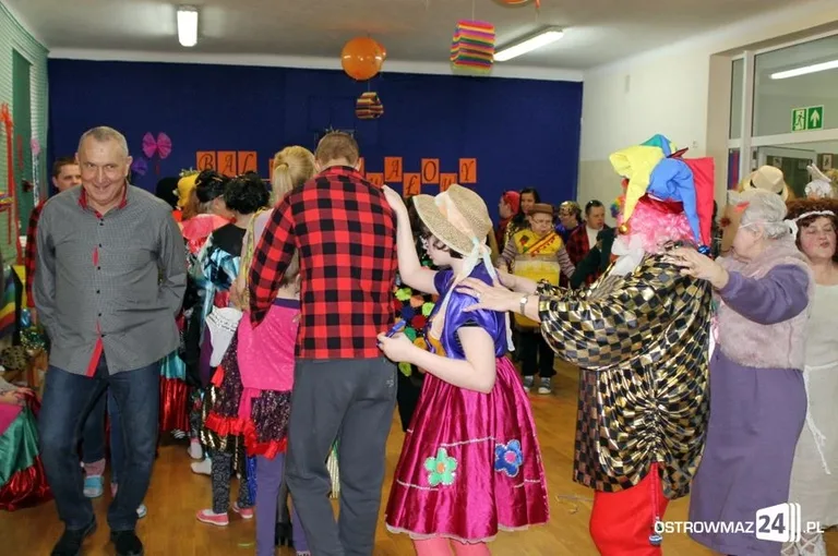 Studenci UTW w Zuzeli (zdjęcia)