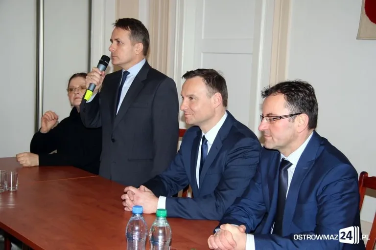 Kandydat na prezydenta w Ostrowi Maz. (zdjęcia, wideo)