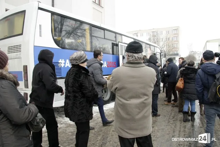 Kandydat na prezydenta w Ostrowi Maz. (zdjęcia, wideo)