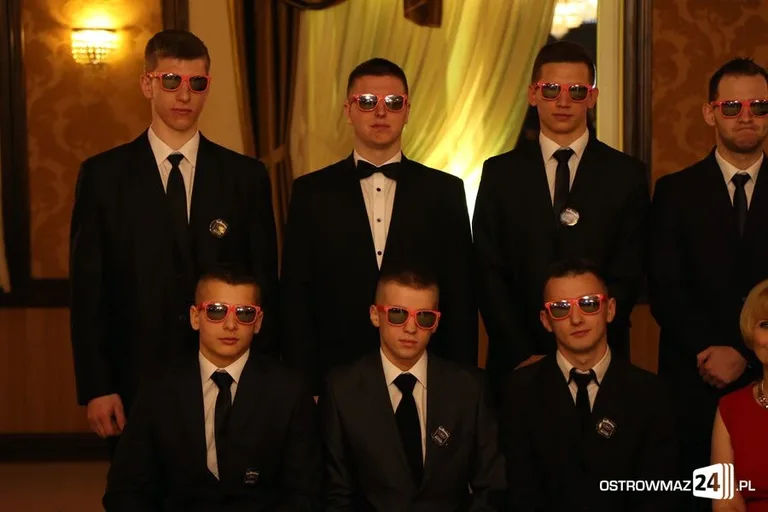 Studniówka Ekonomika (zdjęcia, wideo)
