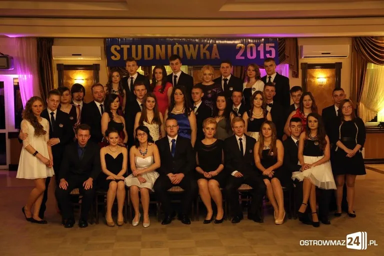 Studniówka Ekonomika (zdjęcia, wideo)