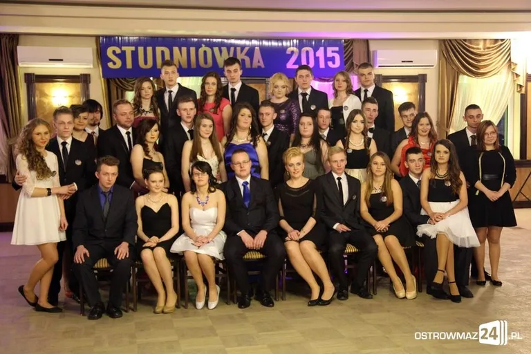 Studniówka Ekonomika (zdjęcia, wideo)