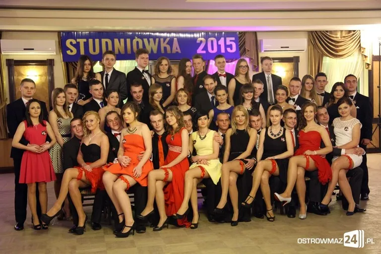 Studniówka Ekonomika (zdjęcia, wideo)