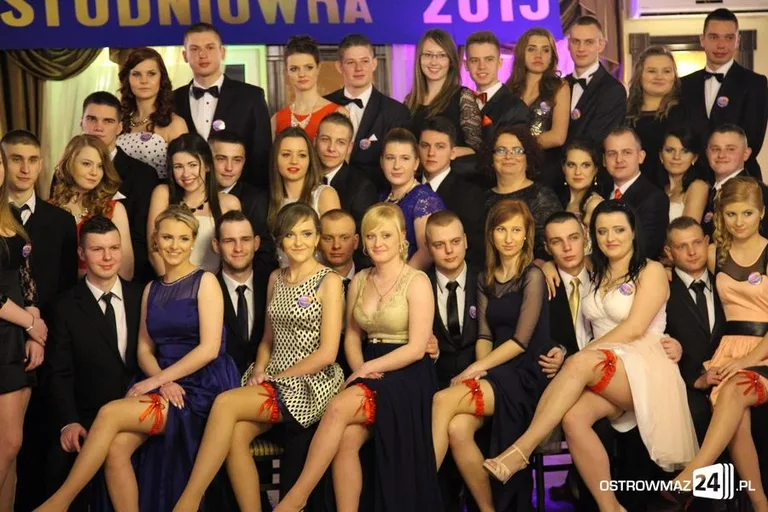 Studniówka Ekonomika (zdjęcia, wideo)