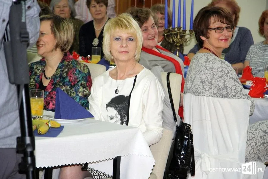 Dzień Kobiet u ostrowskich studentek (zdjęcia)