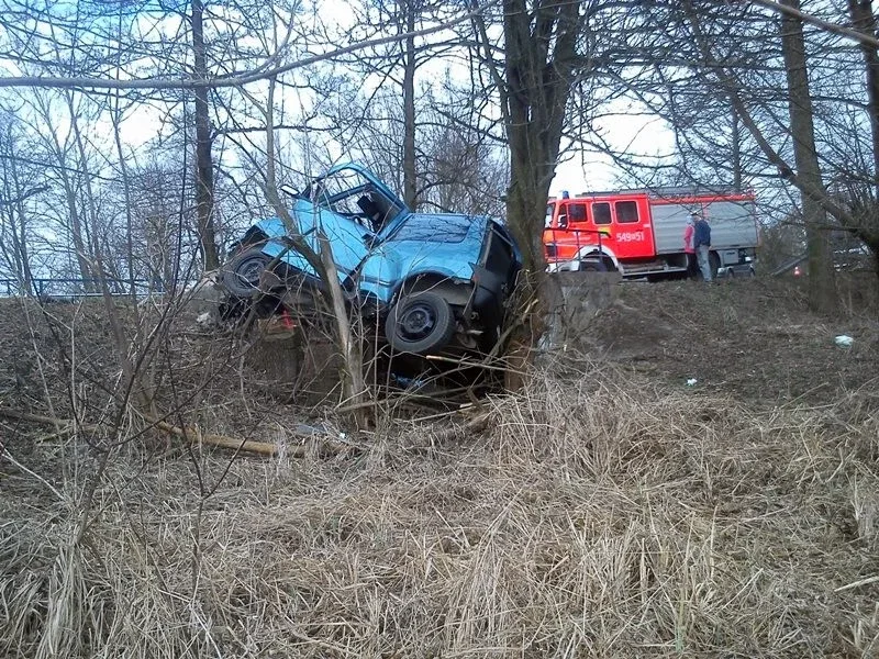 Stracił panowanie nad pojazdem (zdjęcia)