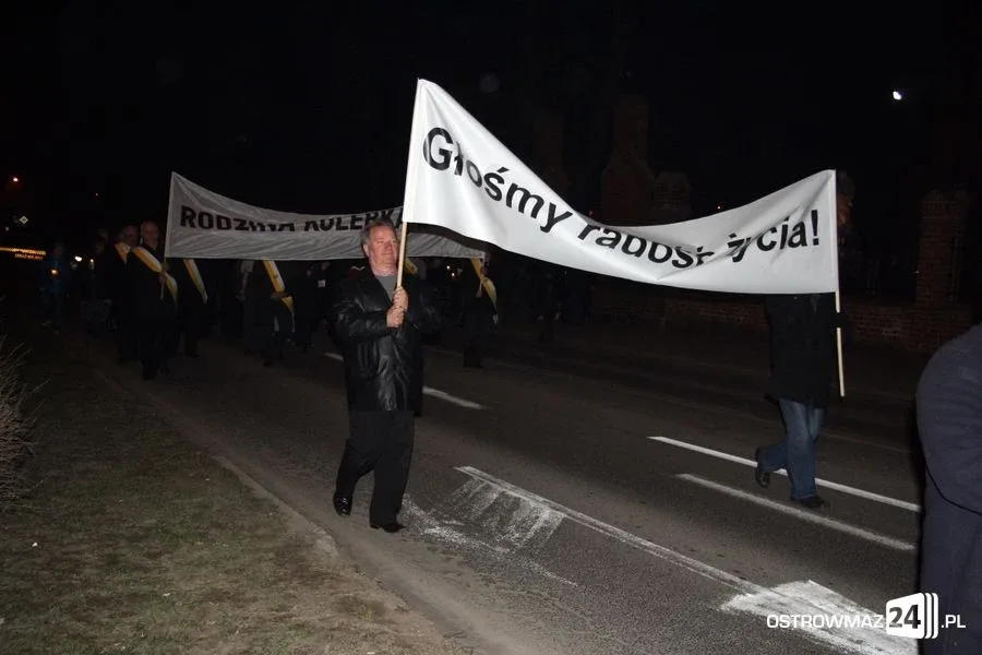 W obronie życia przeszli ulicami miasta (zdjęcia)