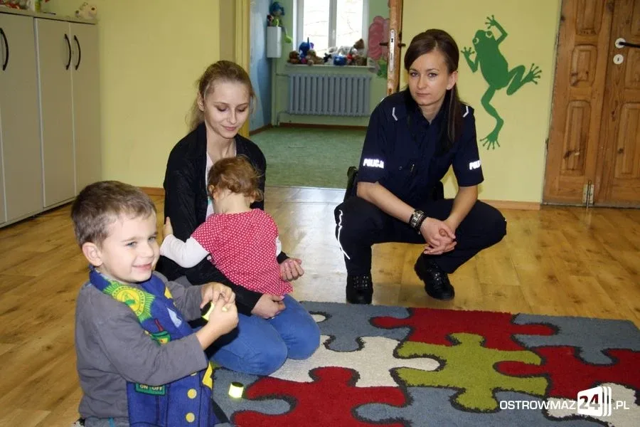 Policjanci z wizytą w Amelce (zdjęcia)