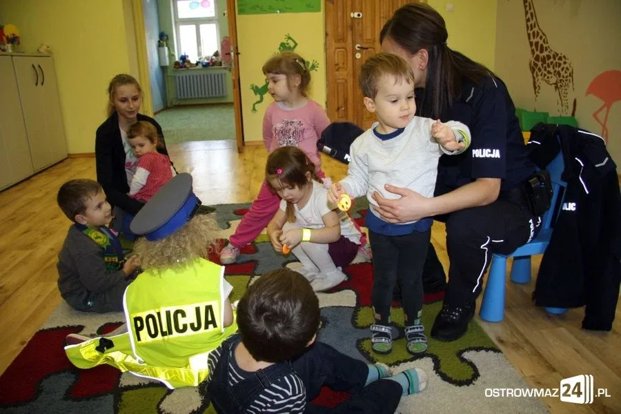 Policjanci z wizytą w Amelce (zdjęcia)