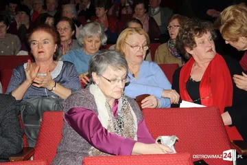 Fałszerze i fałszerstwa na wykładzie UTW (zdjęcia)