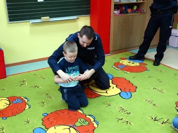 Policjanci spotkali się z najmłodszymi (zdjęcia)