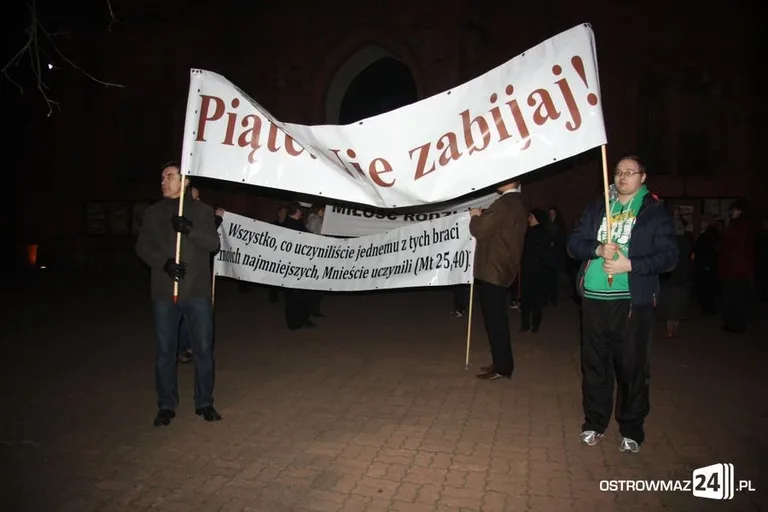 W obronie życia przeszli ulicami miasta (zdjęcia)