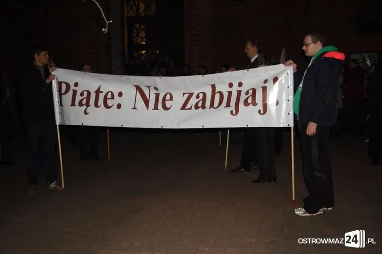 W obronie życia przeszli ulicami miasta (zdjęcia)