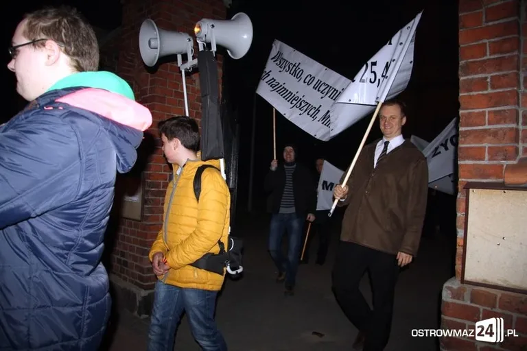 W obronie życia przeszli ulicami miasta (zdjęcia)