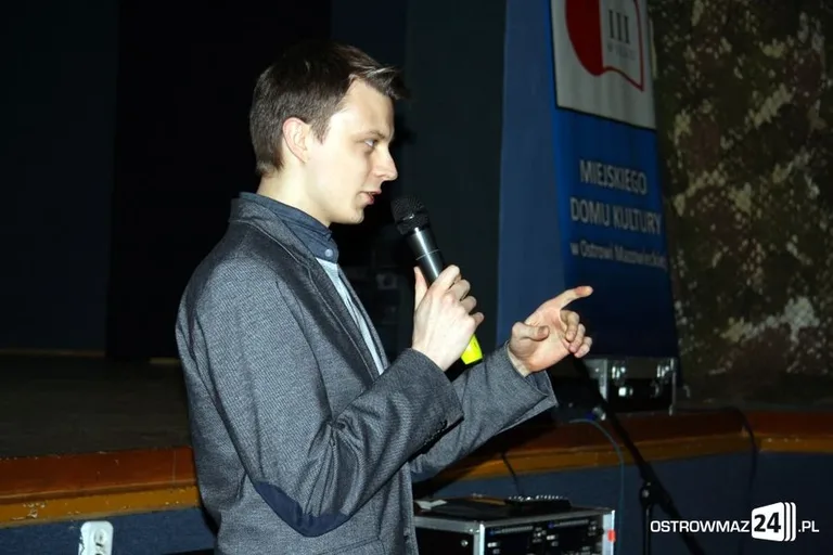 Fałszerze i fałszerstwa na wykładzie UTW (zdjęcia)